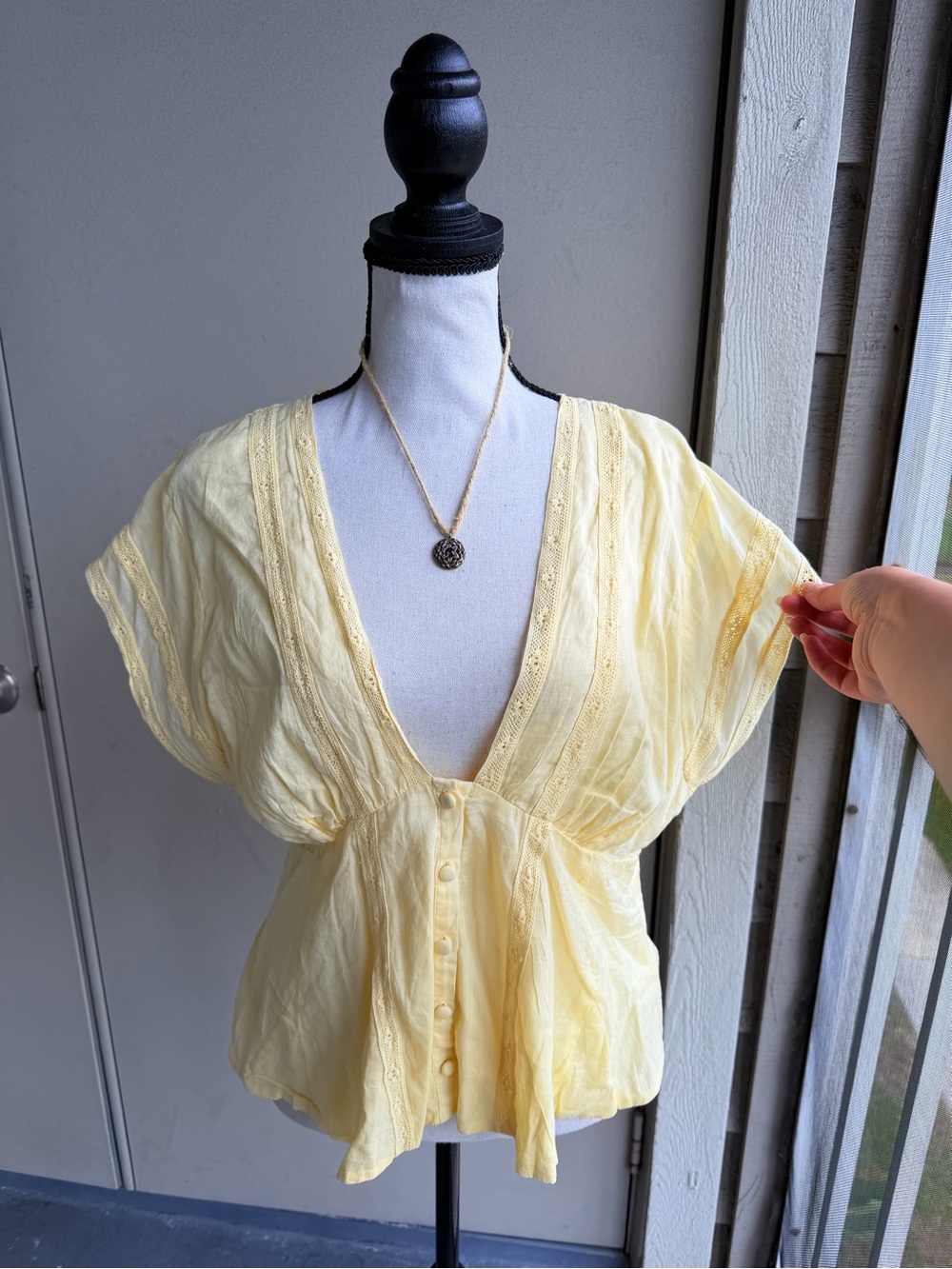 NWT Free People Solid Landy Top in Banana Cream Yellow Button-Front Blouse - Picture 5 of 9